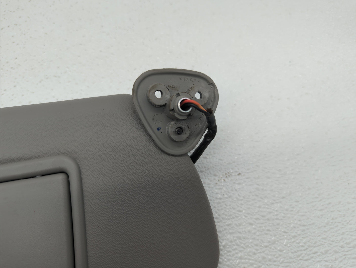 2003-2007 Cadillac Cts Sun Visor Shade Replacement Passenger Right Mirror Fits Fits 2003 2004 2005 2006 2007 OEM Used Auto P