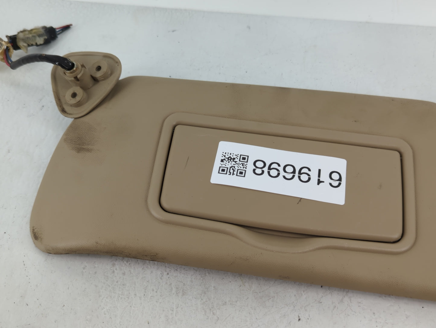 2003-2007 Cadillac Cts Sun Visor Shade Replacement Driver Left Mirror Fits Fits 2003 2004 2005 2006 2007 OEM Used Auto Parts