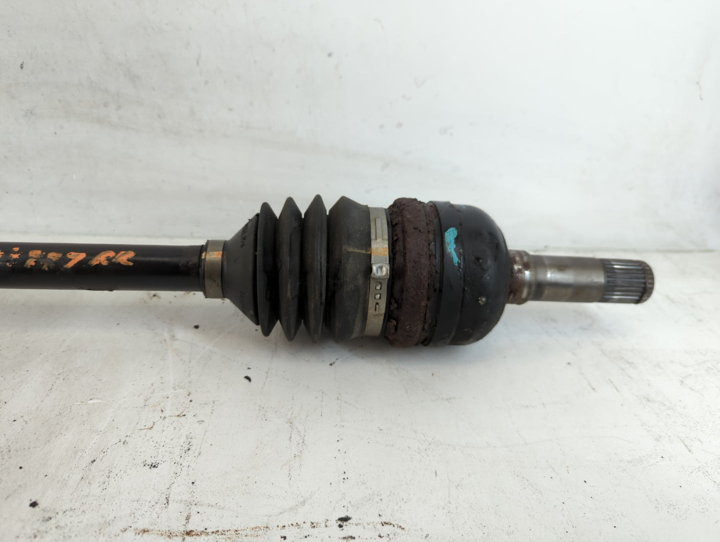 2003-2007 Cadillac Cts Axle Shaft Rear Passenger Cv C/v - Oemusedautoparts1.com