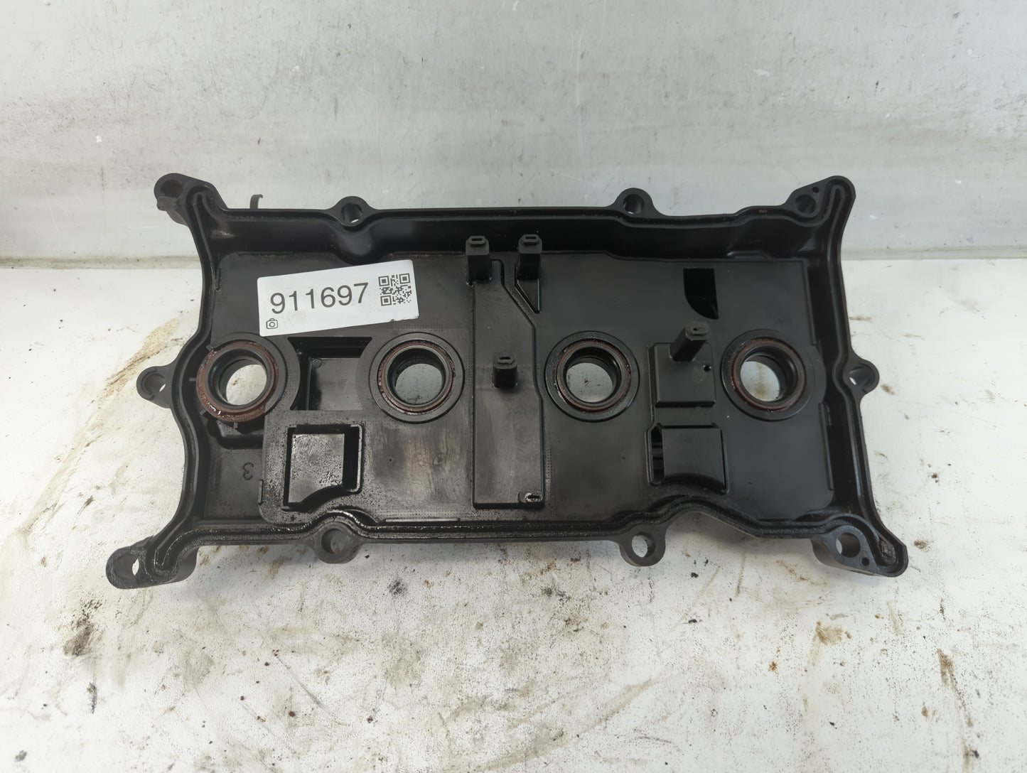 2006 Cadillac Cts Driver Left Cylinder Head Valve Cover Fits OEM Used Auto Parts - Oemusedautoparts1.com
