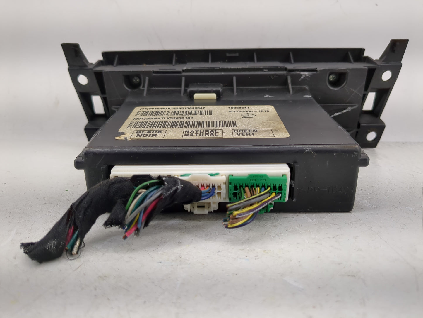 2006 Cadillac Dts Climate Control Module Temperature AC/Heater Replacement P/N:15839547 Fits OEM Used Auto Parts - Oemusedau