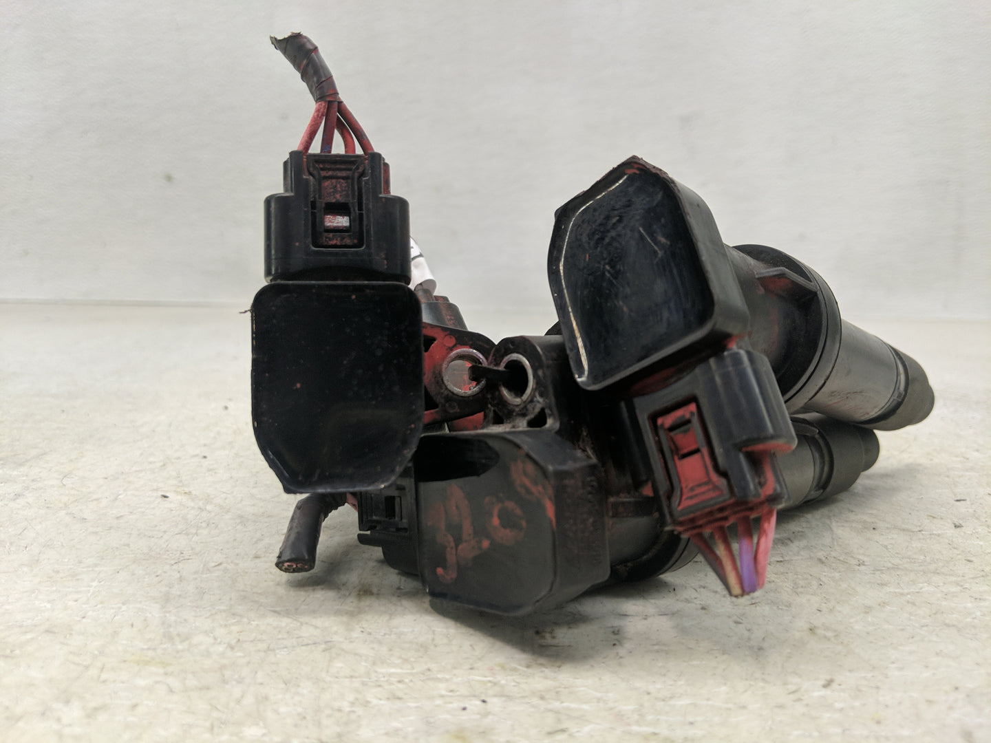 2006-2006 Cadillac Dts Ignition Coil Igniter Pack - Oemusedautoparts1.com