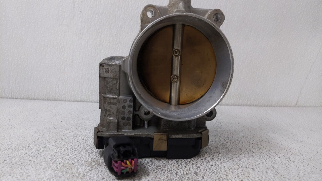 2006-2011 Cadillac Dts Throttle Body P/N:RME87 2B5495 Fits Fits 2006 2007 2008 2009 2010 2011 OEM Used Auto Parts - Oemuseda