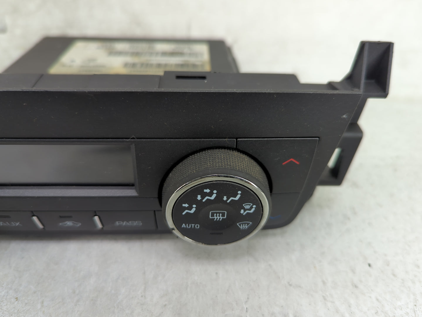 2006 Cadillac Dts Climate Control Module Temperature AC/Heater Replacement P/N:15839547 MX237000-1616 Fits OEM Used Auto Par