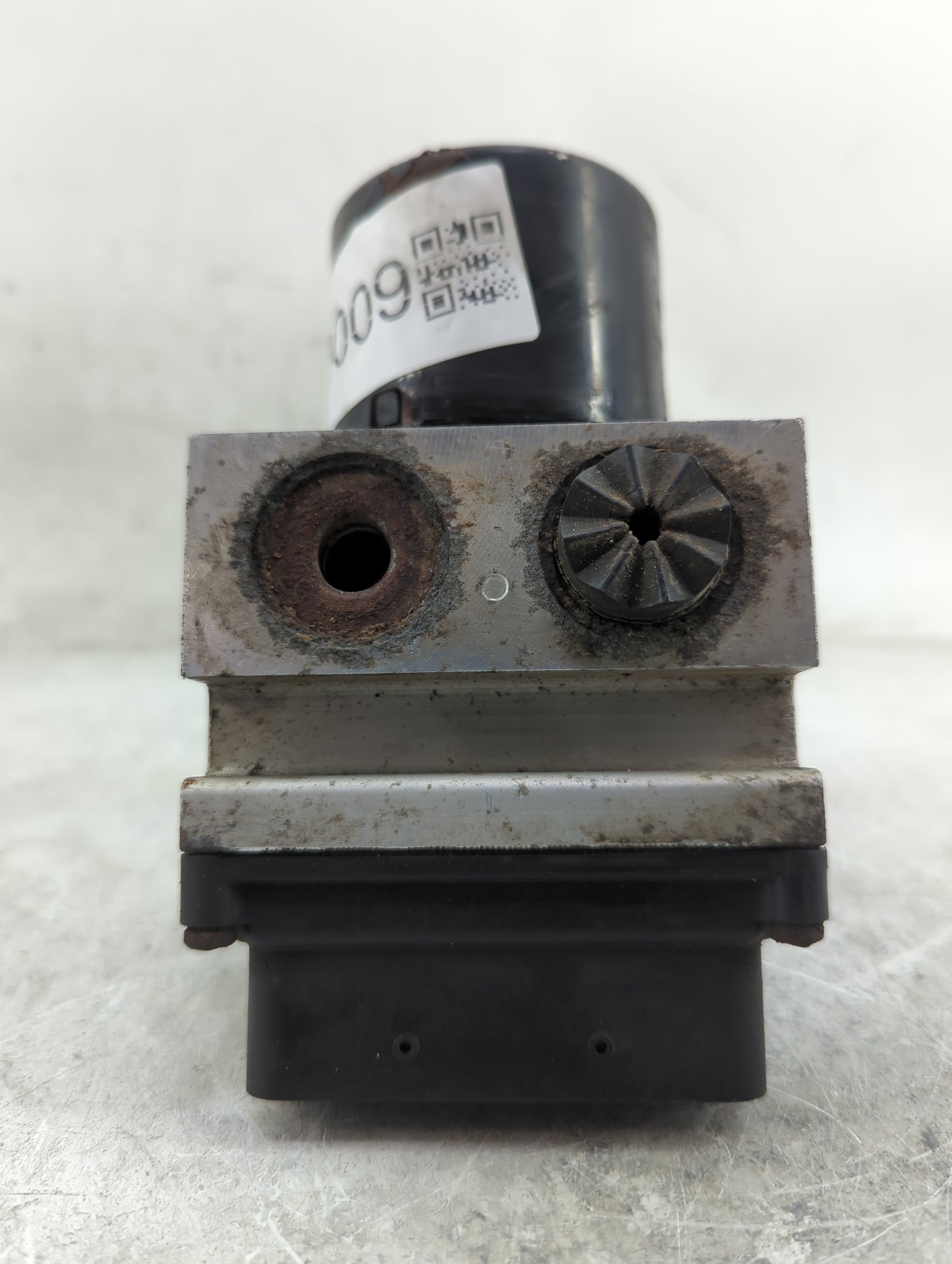 2006-2007 Cadillac Dts ABS Pump Control Module Replacement P/N:15844351 Fits Fits 2006 2007 OEM Used Auto Parts - Oemusedaut