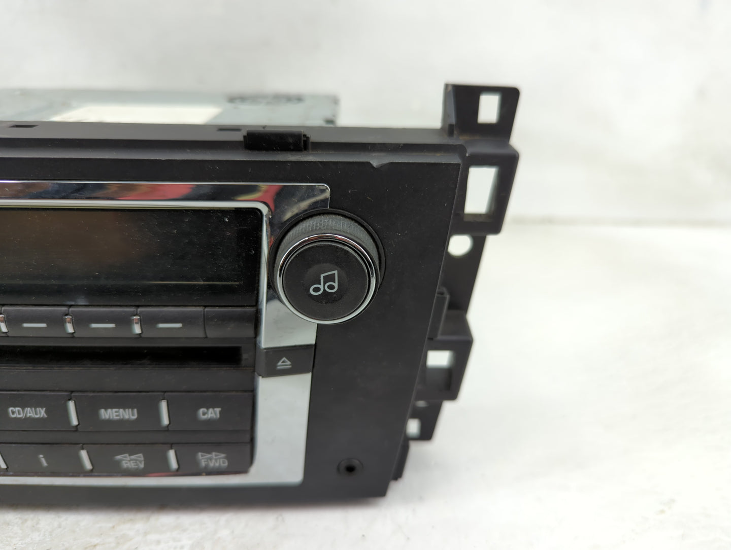 2006-2006 Cadillac Dts Radio Cd Changer M4g493337a - Oemusedautoparts1.com