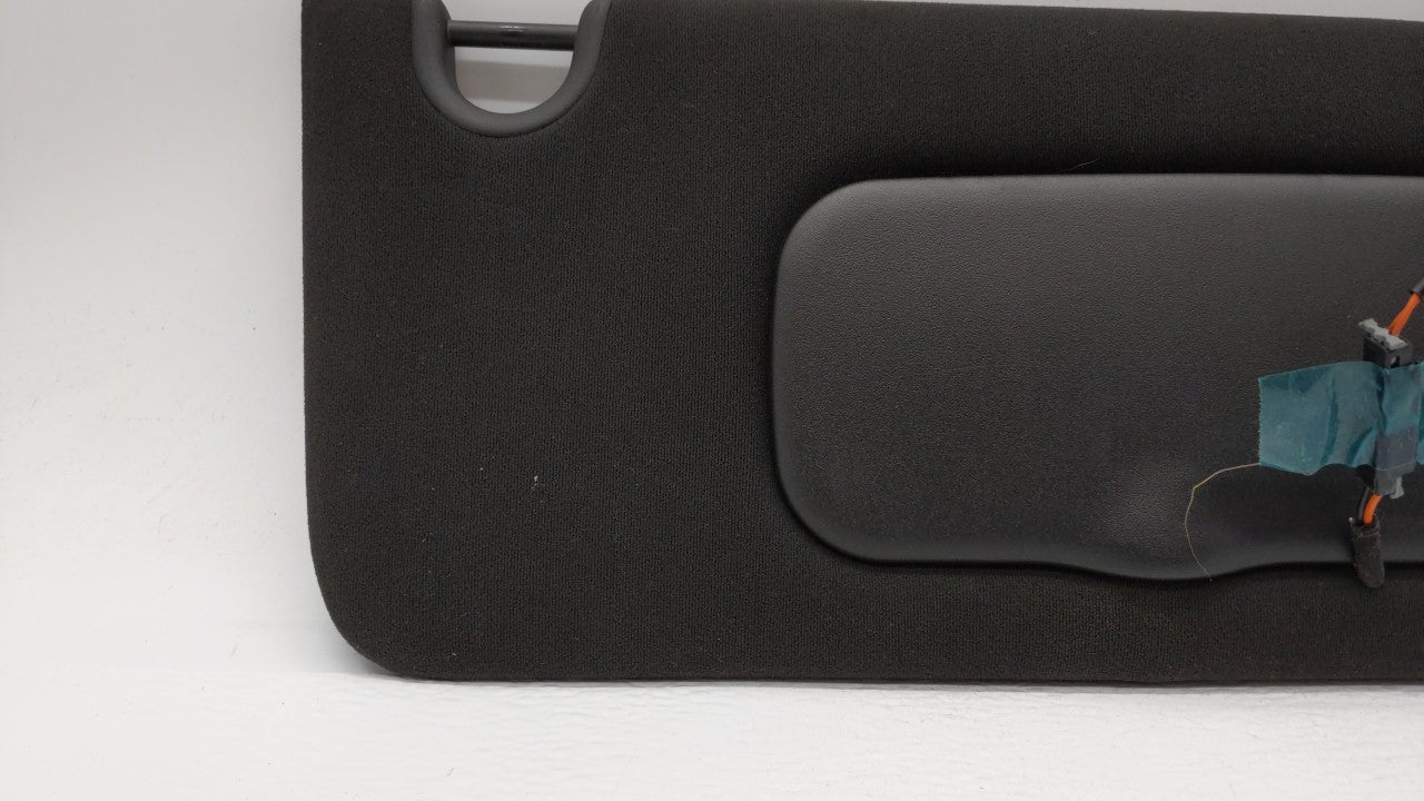 2006-2007 Cadillac Dts Sun Visor Shade Replacement Passenger Right Mirror Fits Fits 2006 2007 OEM Used Auto Parts - Oemuseda