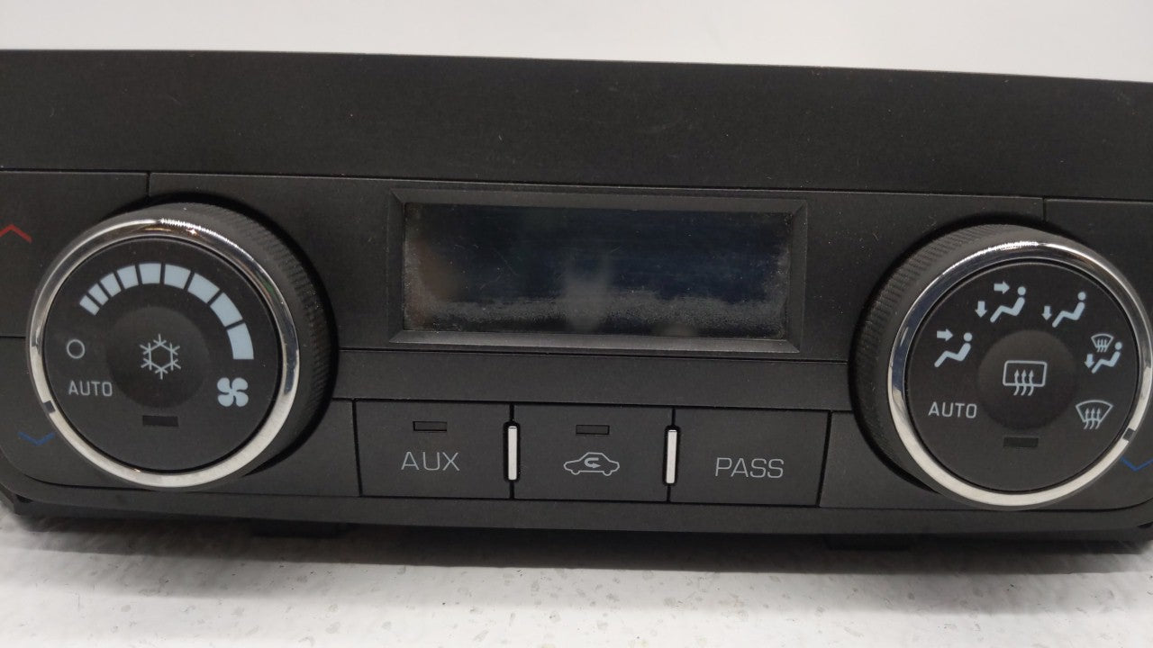2006 Cadillac Dts Climate Control Module Temperature AC/Heater Replacement P/N:MX237000-1615 15839547, 15791558, 15839547 Fi