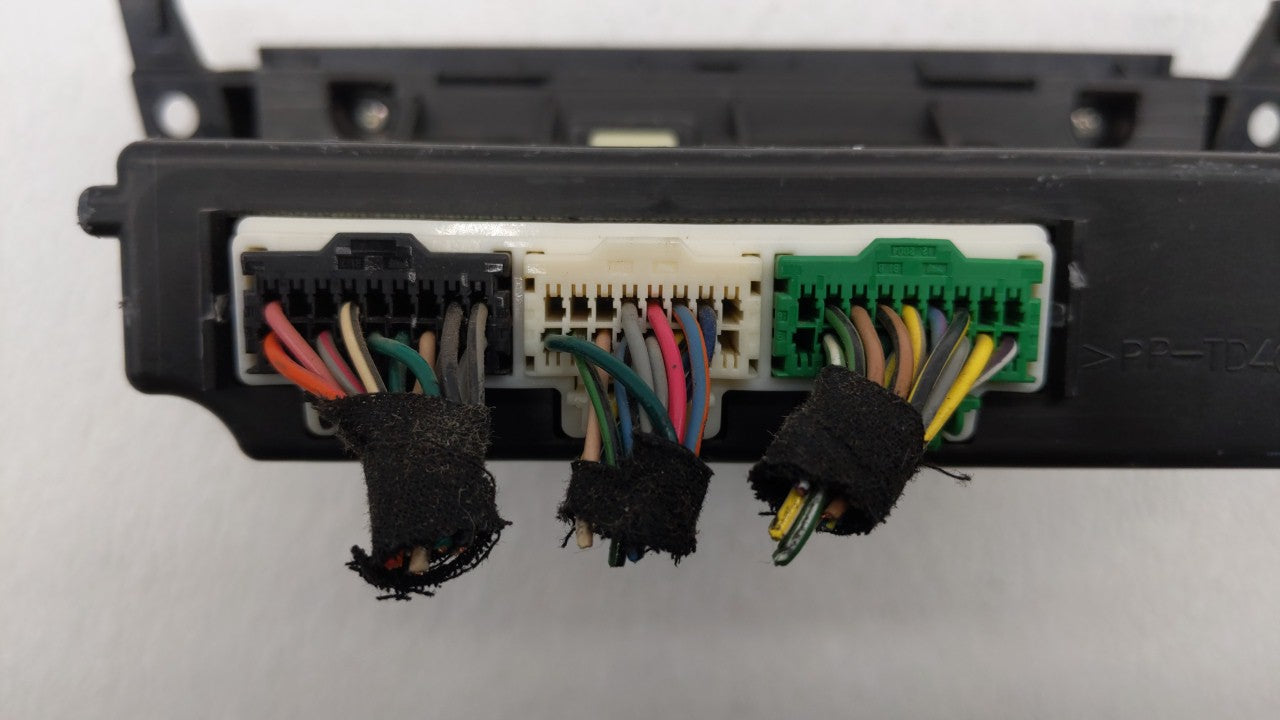2006 Cadillac Dts Climate Control Module Temperature AC/Heater Replacement P/N:MX237000-1615 15839547, 15791558, 15839547 Fi