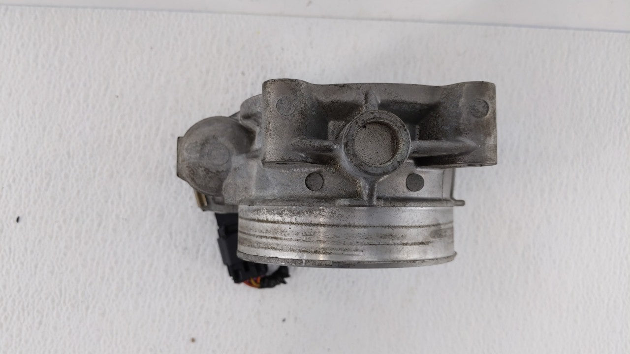 2006-2011 Cadillac Dts Throttle Body P/N:RME87 RME87-2 Fits Fits 2006 2007 2008 2009 2010 2011 OEM Used Auto Parts - Oemused