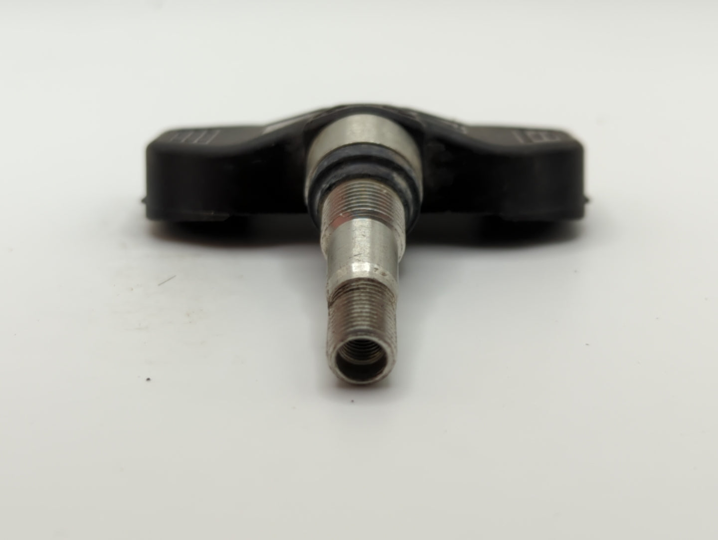 2006 Cadillac Dts Tire Pressure Monitoring System Sensor Tpms - Oemusedautoparts1.com