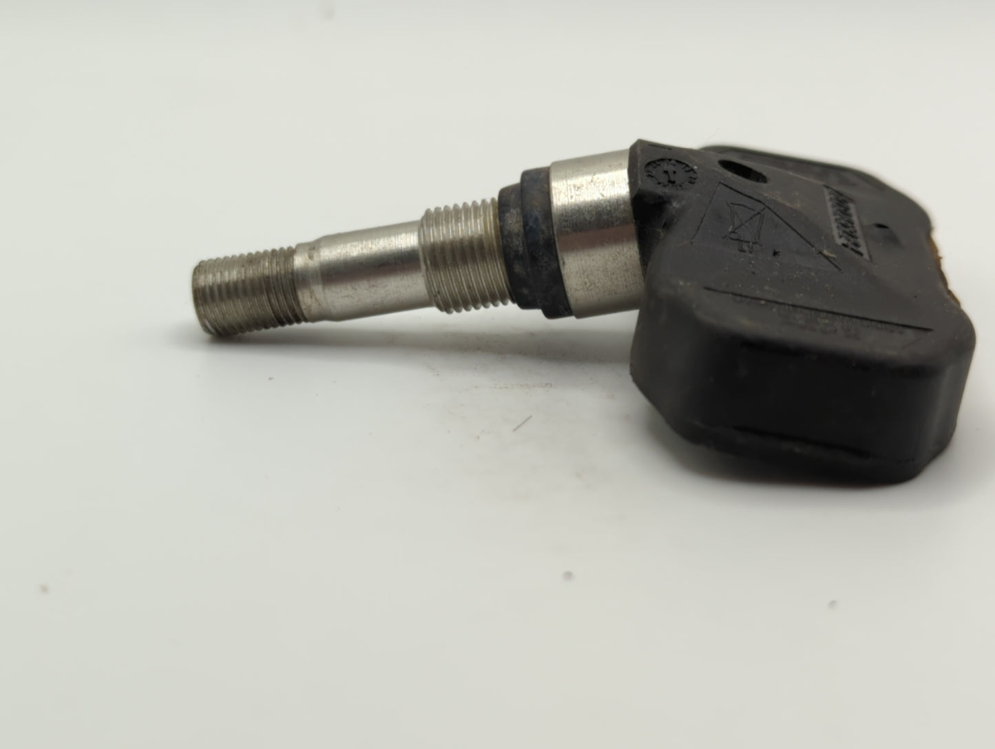 2006 Cadillac Dts Tire Pressure Monitoring System Sensor Tpms - Oemusedautoparts1.com