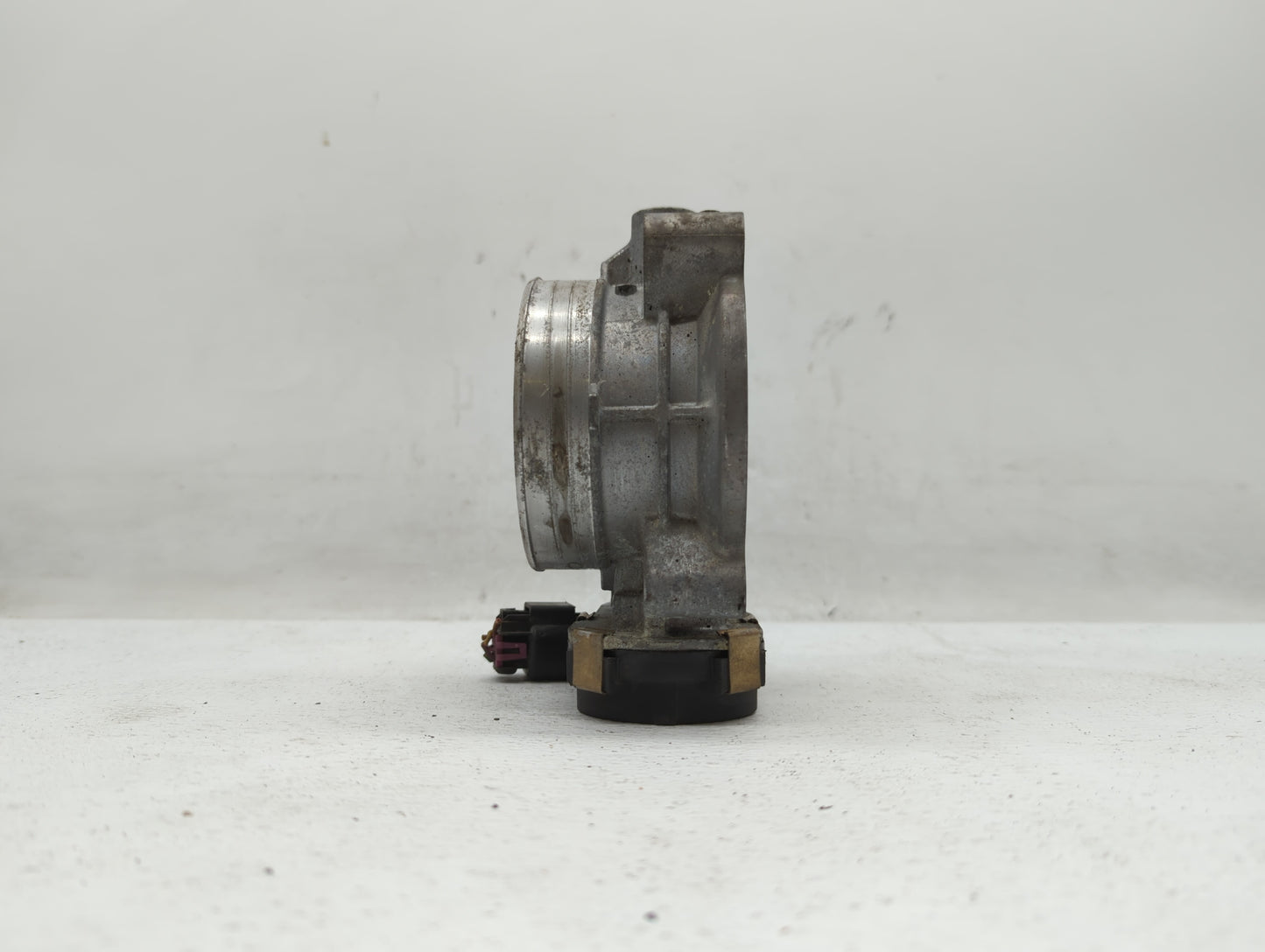 2006-2011 Cadillac Dts Throttle Body P/N:RME87-2 12602800, RME87 Fits Fits 2006 2007 2008 2009 2010 2011 OEM Used Auto Parts