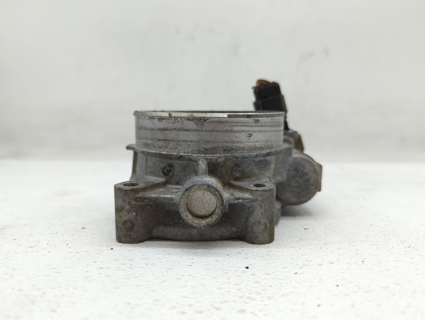 2006-2011 Cadillac Dts Throttle Body P/N:RME87-2 12602800, RME87 Fits Fits 2006 2007 2008 2009 2010 2011 OEM Used Auto Parts