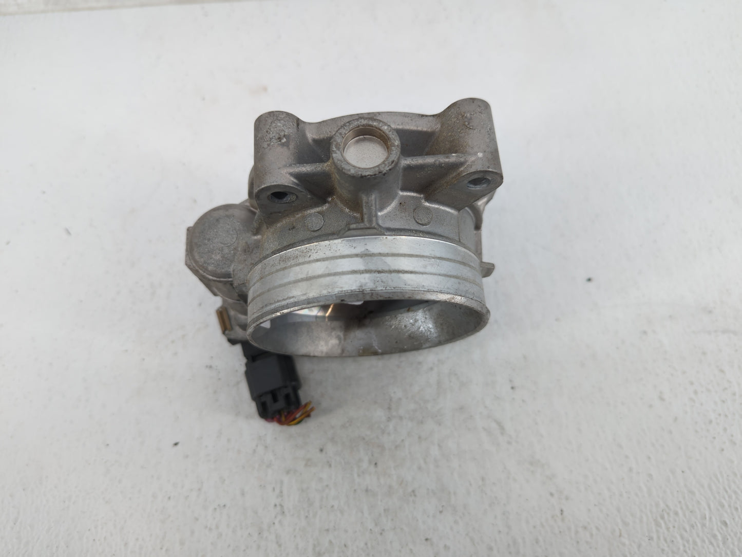 2006-2011 Cadillac Dts Throttle Body P/N:12602800 Fits Fits 2006 2007 2008 2009 2010 2011 OEM Used Auto Parts - Oemusedautop