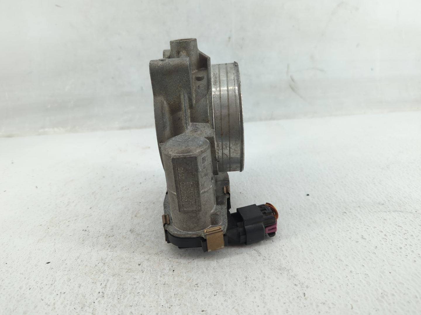 2006-2011 Cadillac Dts Throttle Body P/N:12602800 Fits Fits 2006 2007 2008 2009 2010 2011 OEM Used Auto Parts - Oemusedautop