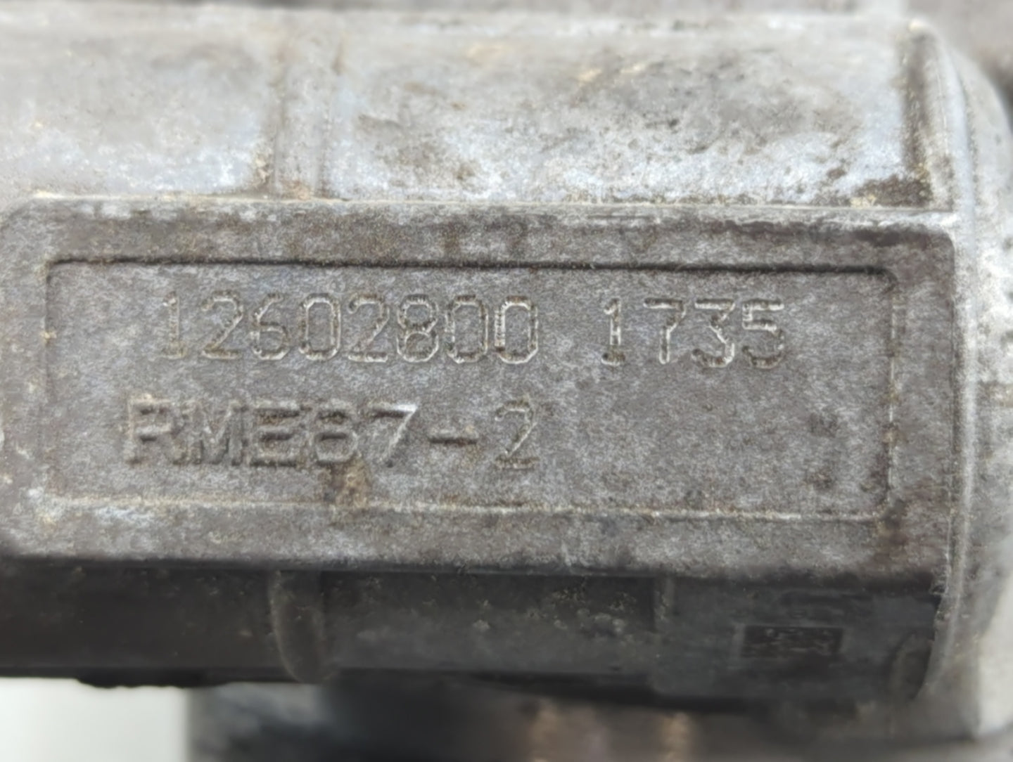 2006-2011 Cadillac Dts Throttle Body P/N:12602800 Fits Fits 2006 2007 2008 2009 2010 2011 OEM Used Auto Parts - Oemusedautop