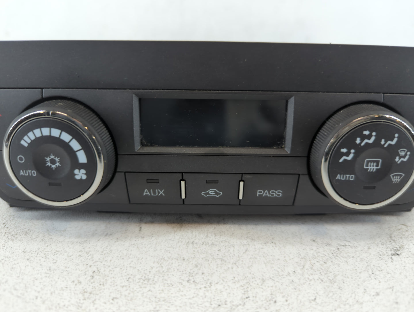 2006 Cadillac Dts Climate Control Module Temperature AC/Heater Replacement P/N:MX237000-1616 15839547 Fits OEM Used Auto Par