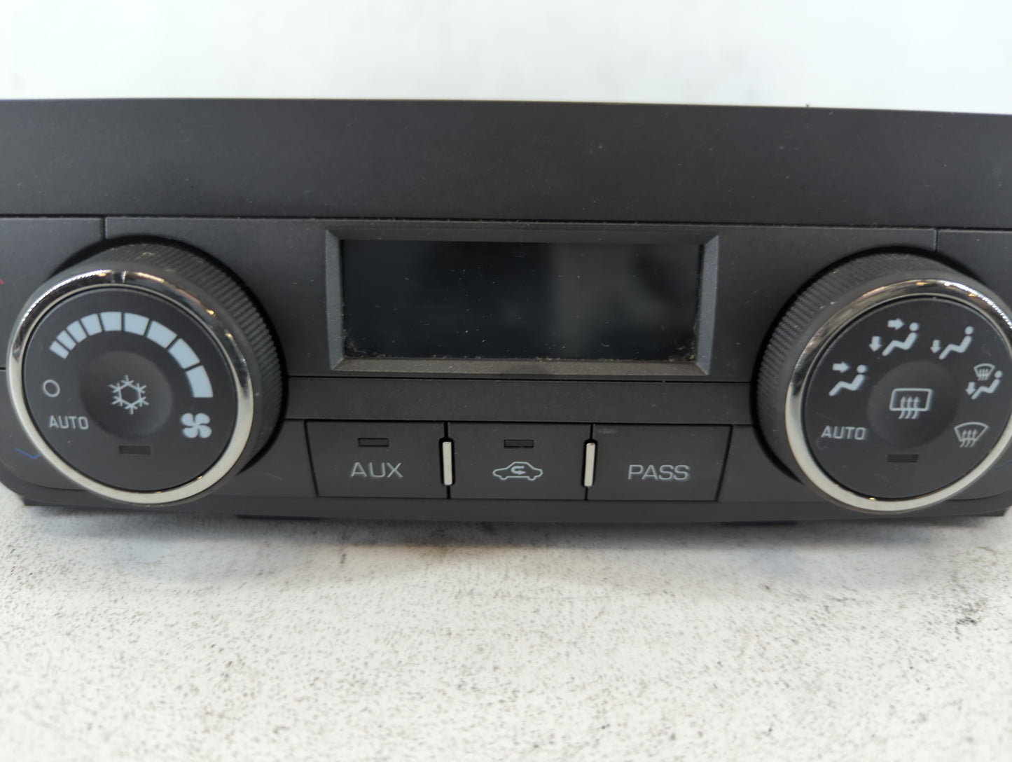 2006 Cadillac Dts Climate Control Module Temperature AC/Heater Replacement P/N:MX237000-1616 15839547 Fits OEM Used Auto Par