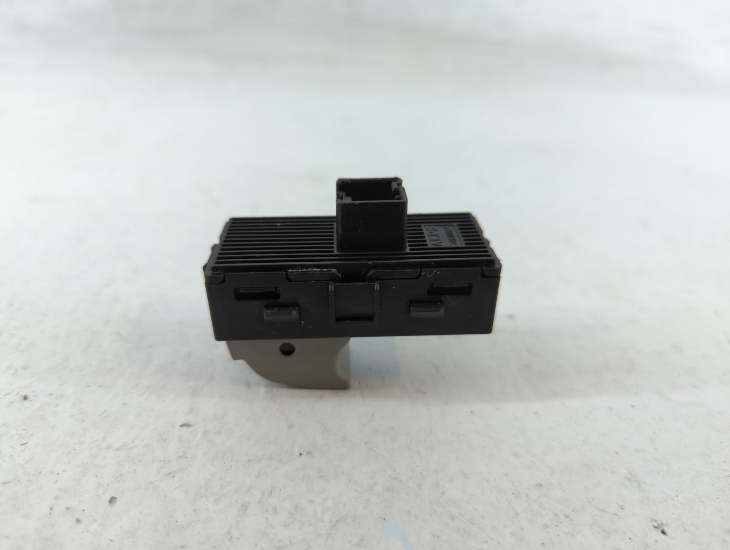 2006-2011 Cadillac Dts Master Power Window Switch Replacement Driver Side Left Fits Fits 2006 2007 2008 2009 2010 2011 OEM U