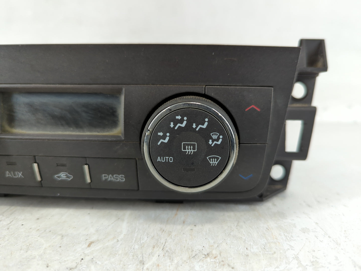 2006 Cadillac Dts Climate Control Module Temperature AC/Heater Replacement P/N:15839547 Fits OEM Used Auto Parts - Oemusedau