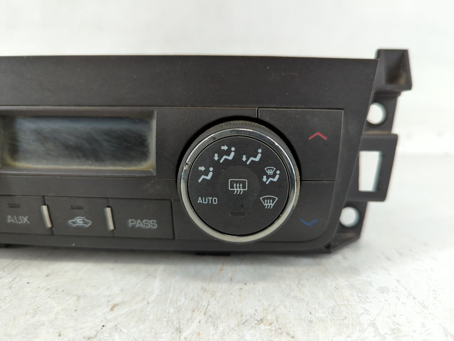 2006 Cadillac Dts Climate Control Module Temperature AC/Heater Replacement P/N:15839547 Fits OEM Used Auto Parts - Oemusedau