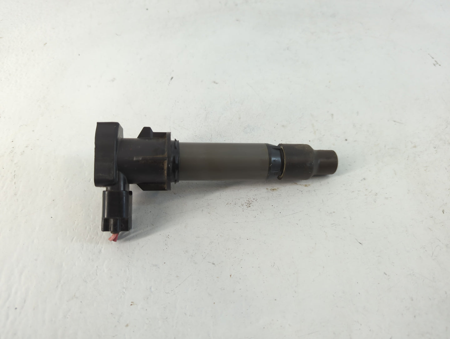 2006-2006 Cadillac Dts Ignition Coil Igniter Pack - Oemusedautoparts1.com