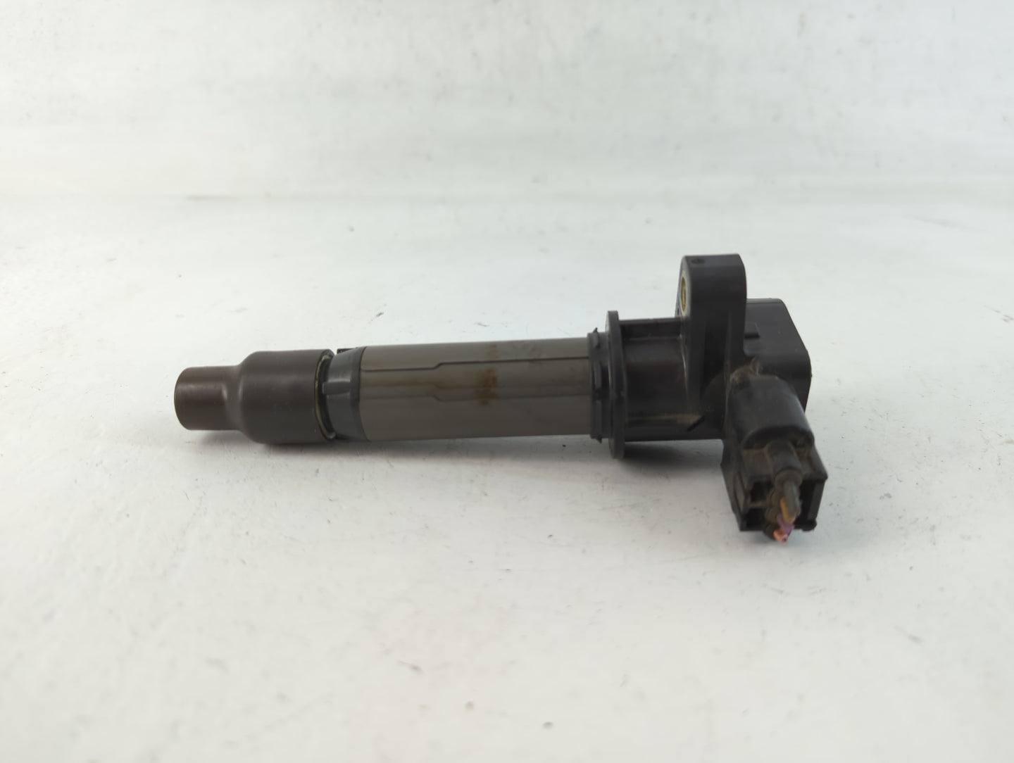 2006-2006 Cadillac Dts Ignition Coil Igniter Pack - Oemusedautoparts1.com