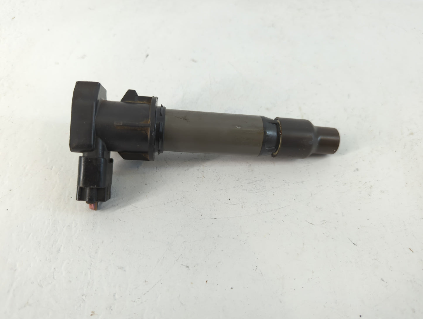 2006-2006 Cadillac Dts Ignition Coil Igniter Pack - Oemusedautoparts1.com