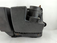 2006-2011 Cadillac Dts Air Cleaner Intake-duct Hose Tube - Oemusedautoparts1.com