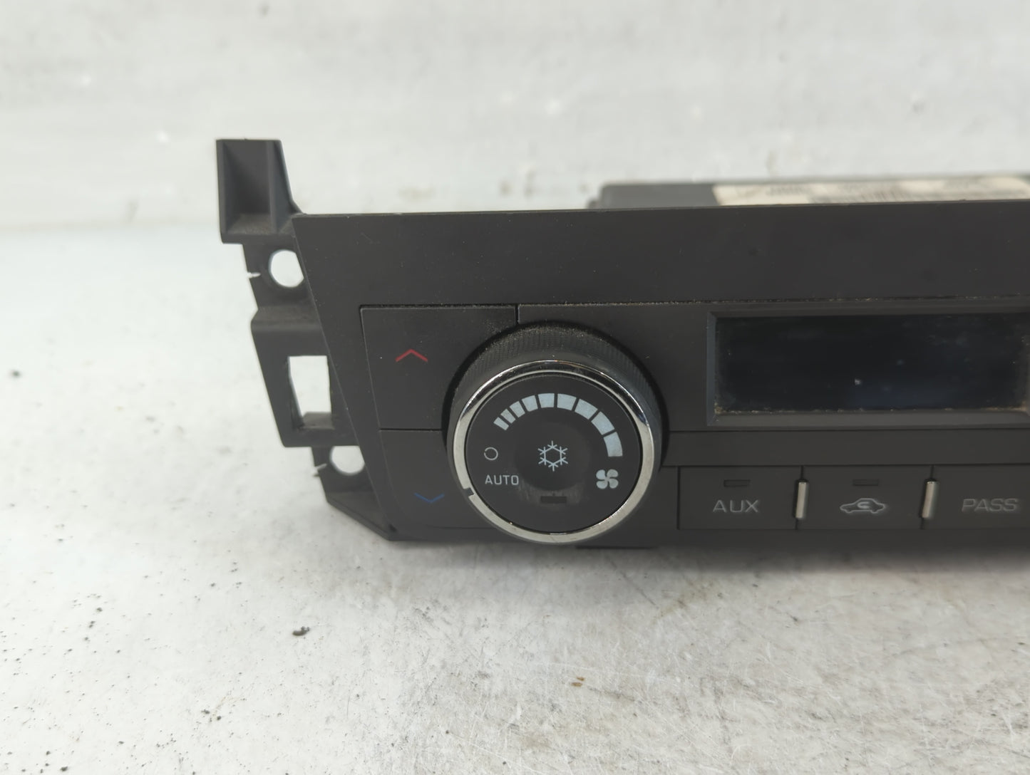 2006 Cadillac Dts Climate Control Module Temperature AC/Heater Replacement P/N:15839547 Fits OEM Used Auto Parts - Oemusedau