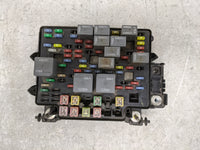 2003-2006 Cadillac Escalade Fusebox Fuse Box Panel Relay Module P/N:15201928-02 Fits Fits 2003 2004 2005 2006 OEM Used Auto 