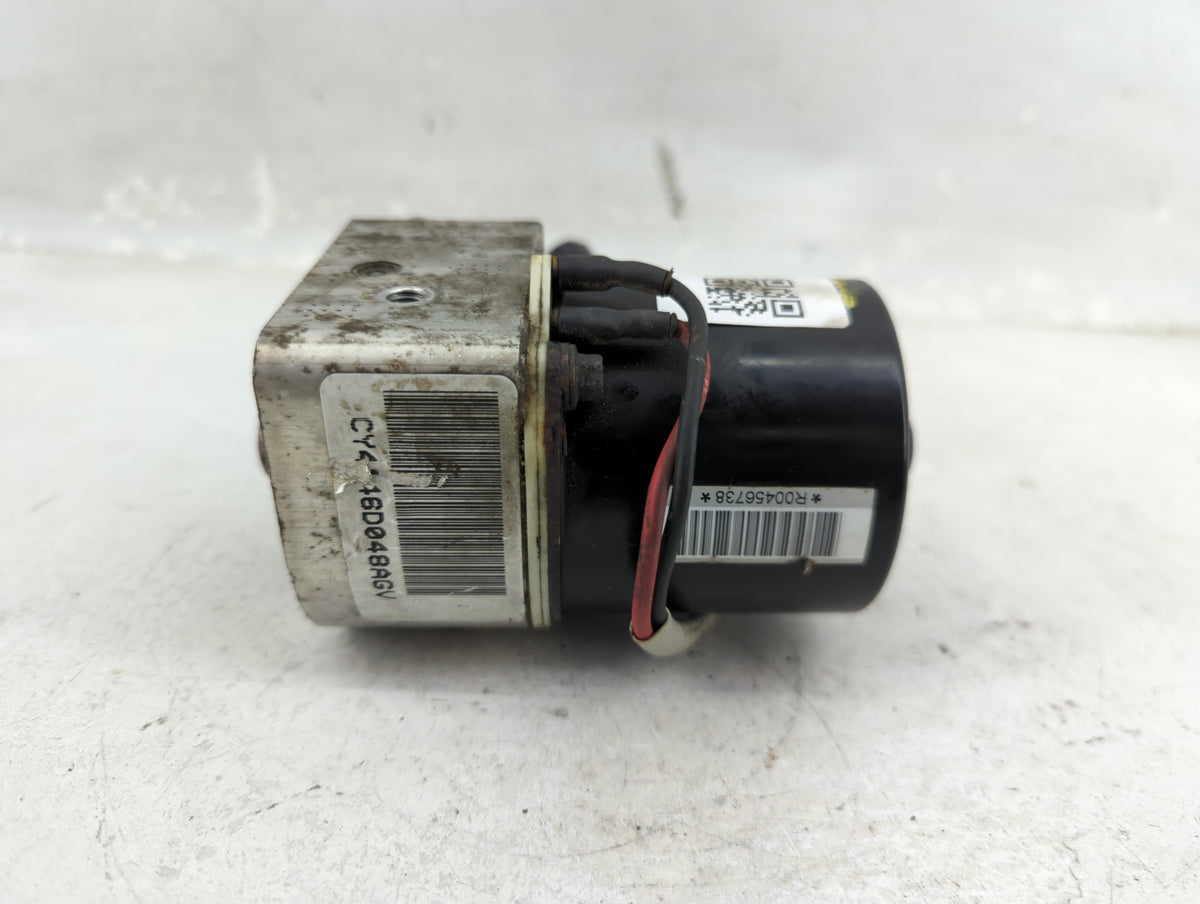 2005-2006 Cadillac Escalade Anti-Lock Brake ABS Pump Module Actuator OEM Fits Fits 2005 2006 OEM Used Auto Parts - Oemusedau