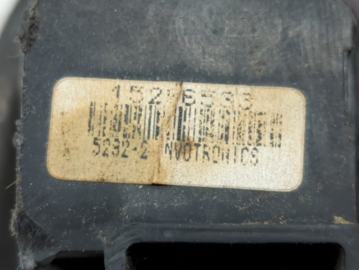 2006 Cadillac Escalade Master Power Window Switch Replacement Driver Side Left P/N:152--6533 Fits OEM Used Auto Parts - Oemu