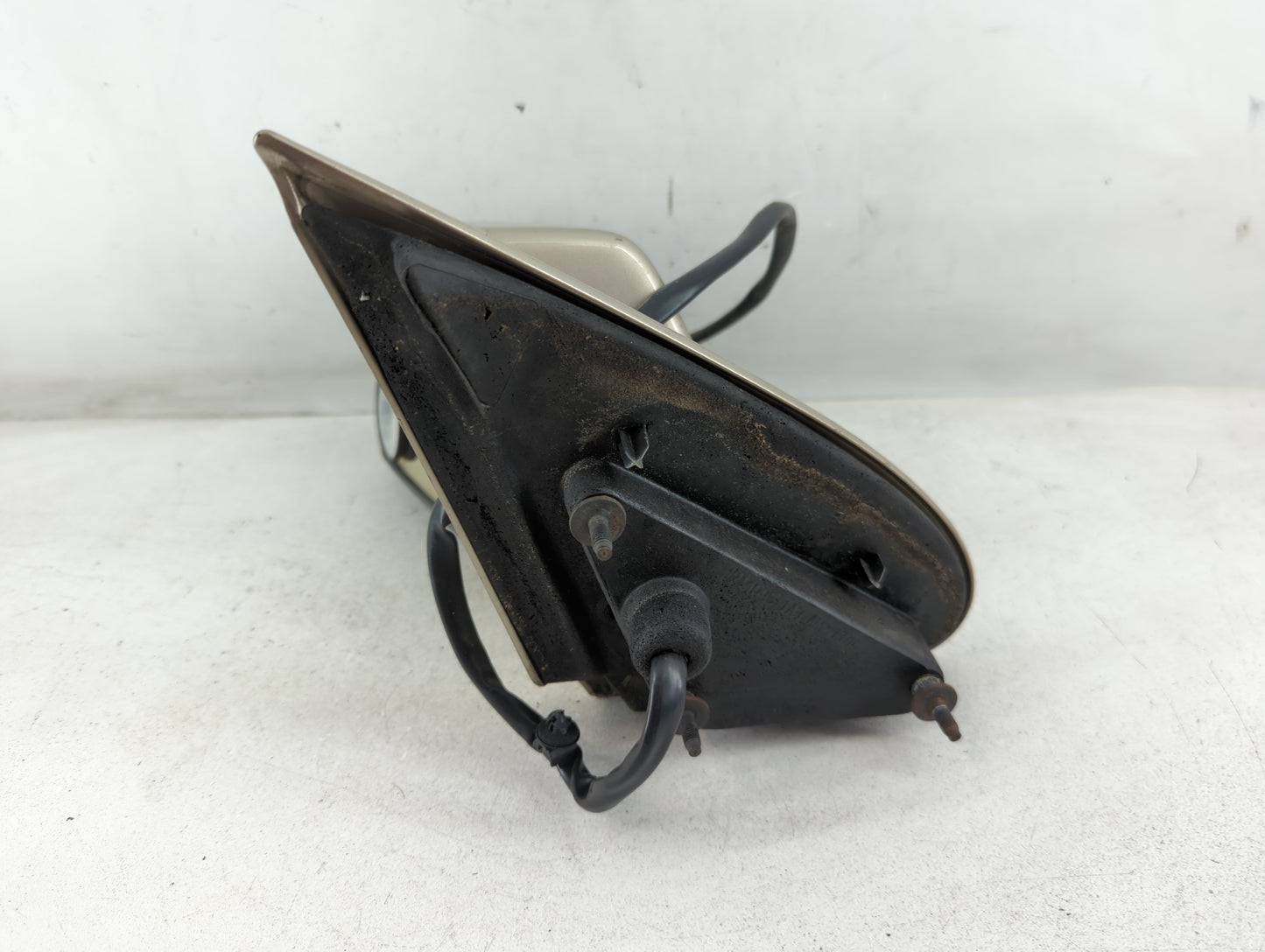 2004-2006 Cadillac Srx Driver Side View Mirror - Left Door Mirror OEM Used - Oemusedautoparts1.com