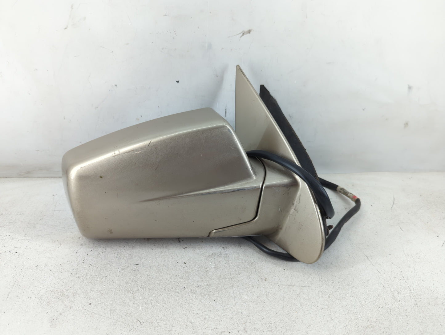 2004-2006 Cadillac Srx Passenger Side View Mirror - Right Door Mirror OEM Used - Oemusedautoparts1.com