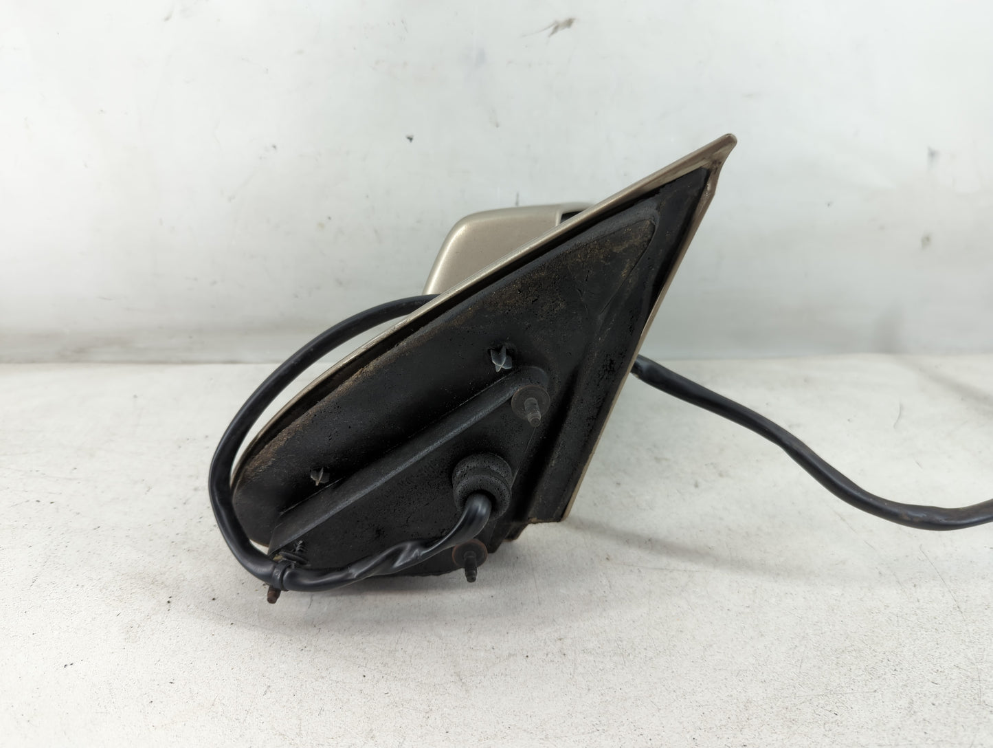 2004-2006 Cadillac Srx Passenger Side View Mirror - Right Door Mirror OEM Used - Oemusedautoparts1.com