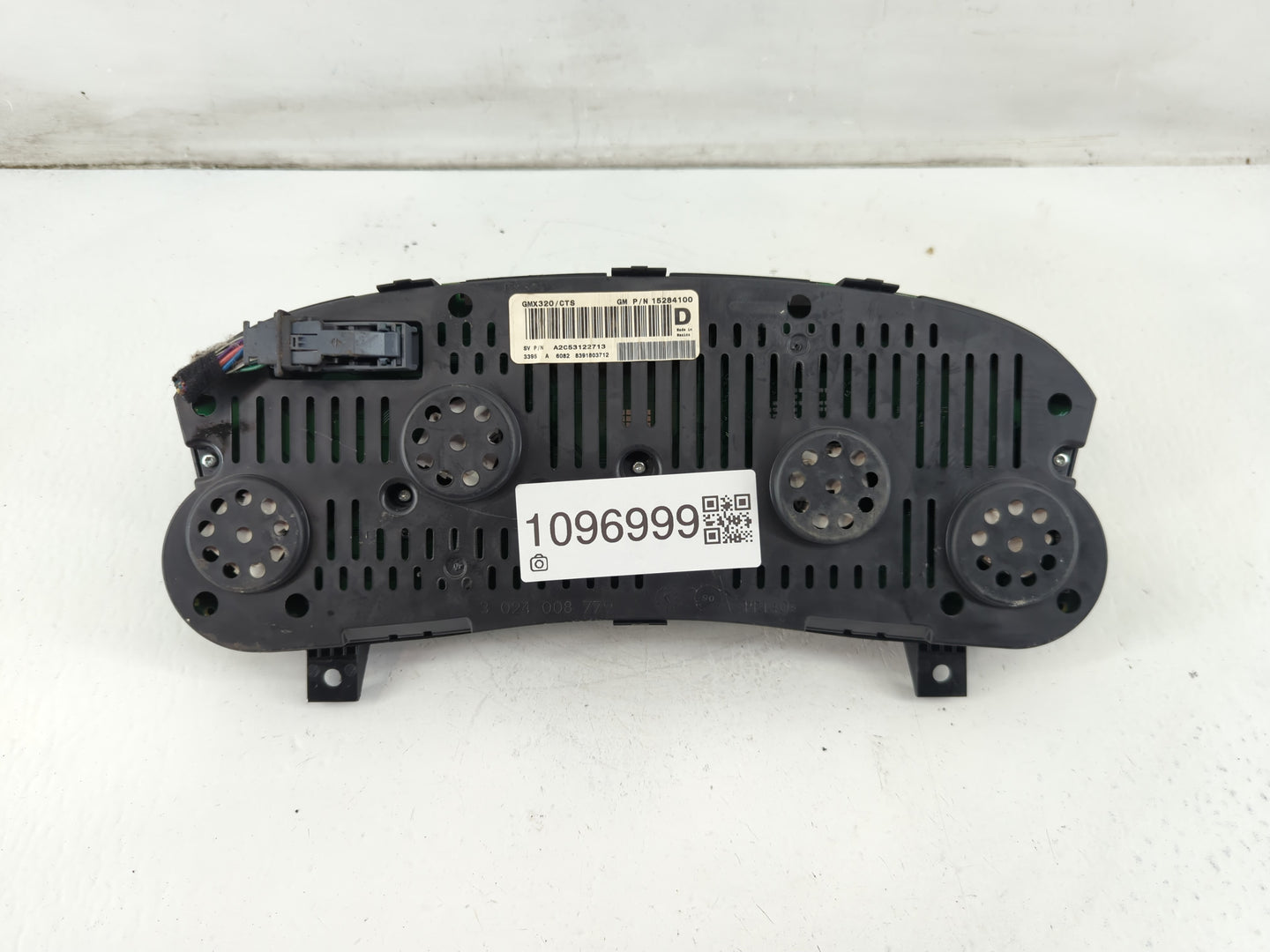 2006 Cadillac Srx Instrument Cluster Speedometer Gauges P/N:15284100 Fits Fits 2007 OEM Used Auto Parts - Oemusedautoparts1.