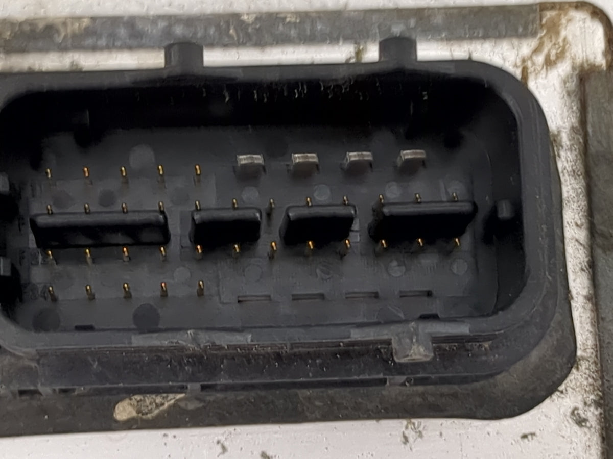2004-2006 Cadillac Srx PCM Engine Control Computer ECU ECM PCU OEM P/N:24235495 24233197 Fits Fits 2004 2005 2006 OEM Used A