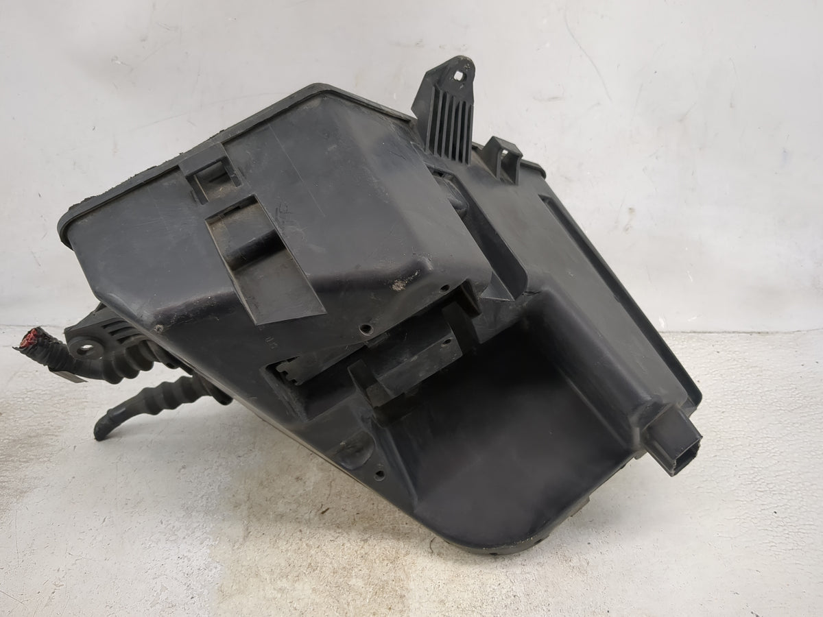 2006 Cadillac Srx Fusebox Fuse Box Panel Relay Module P/N:12177234 7234 Fits OEM Used Auto Parts - Oemusedautoparts1.com