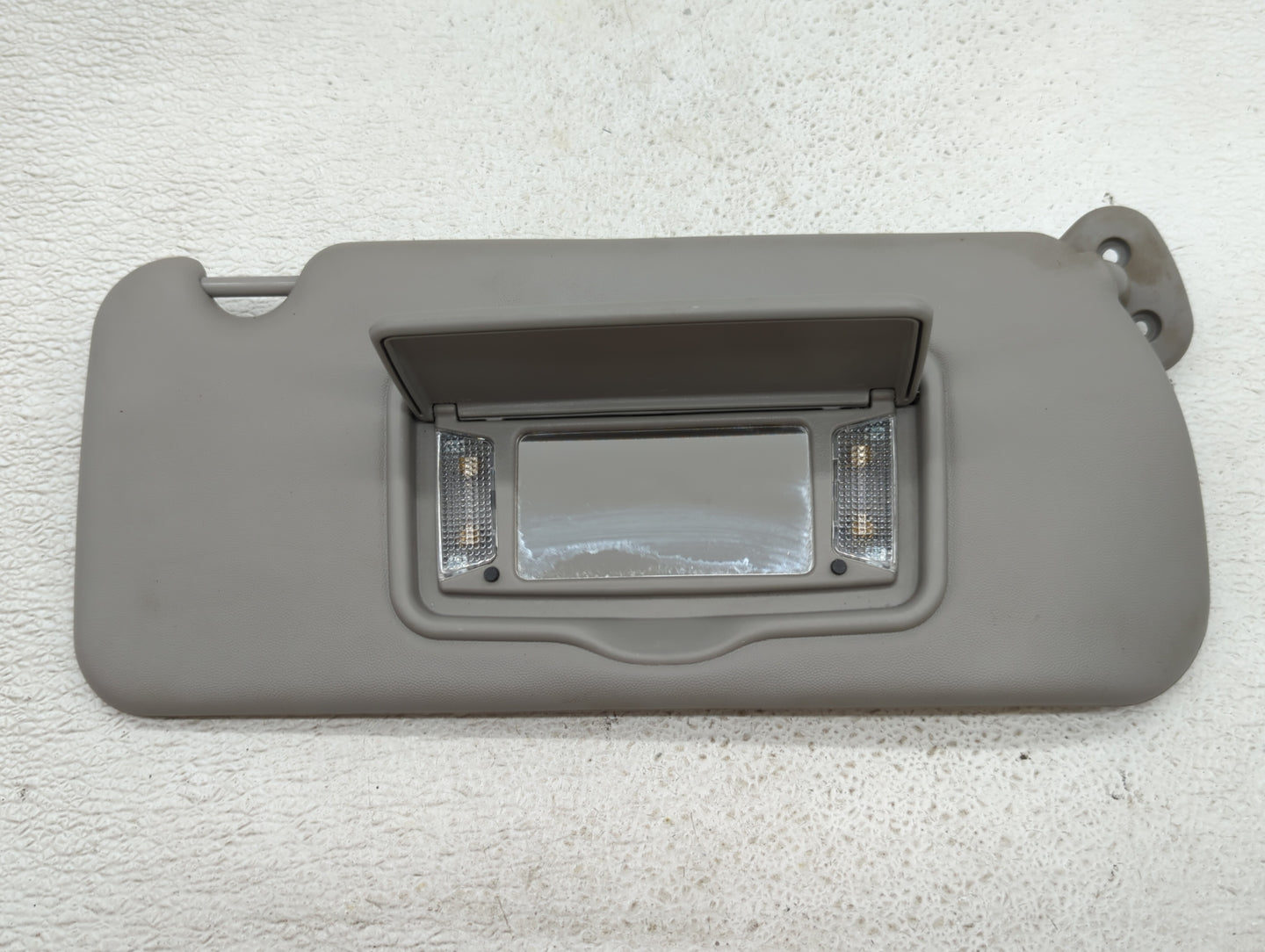 2004-2009 Cadillac Srx Sun Visor Shade Replacement Passenger Right Mirror Fits Fits 2004 2005 2006 2007 2008 2009 OEM Used A