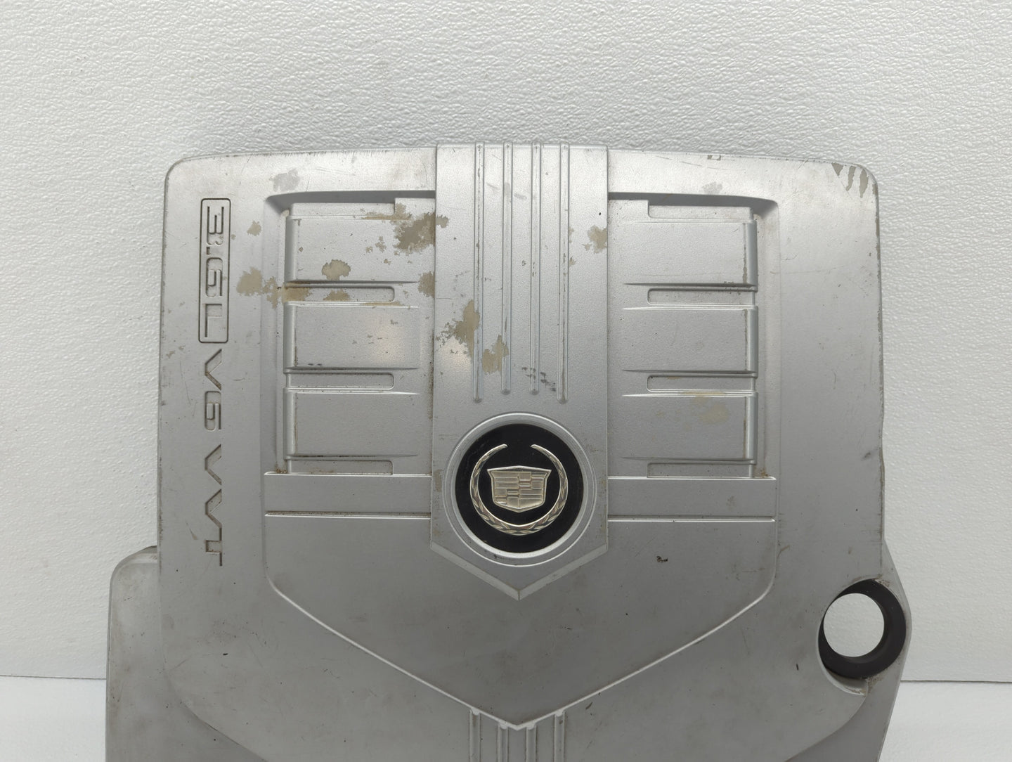 2006 Cadillac Srx Engine Cover - Oemusedautoparts1.com