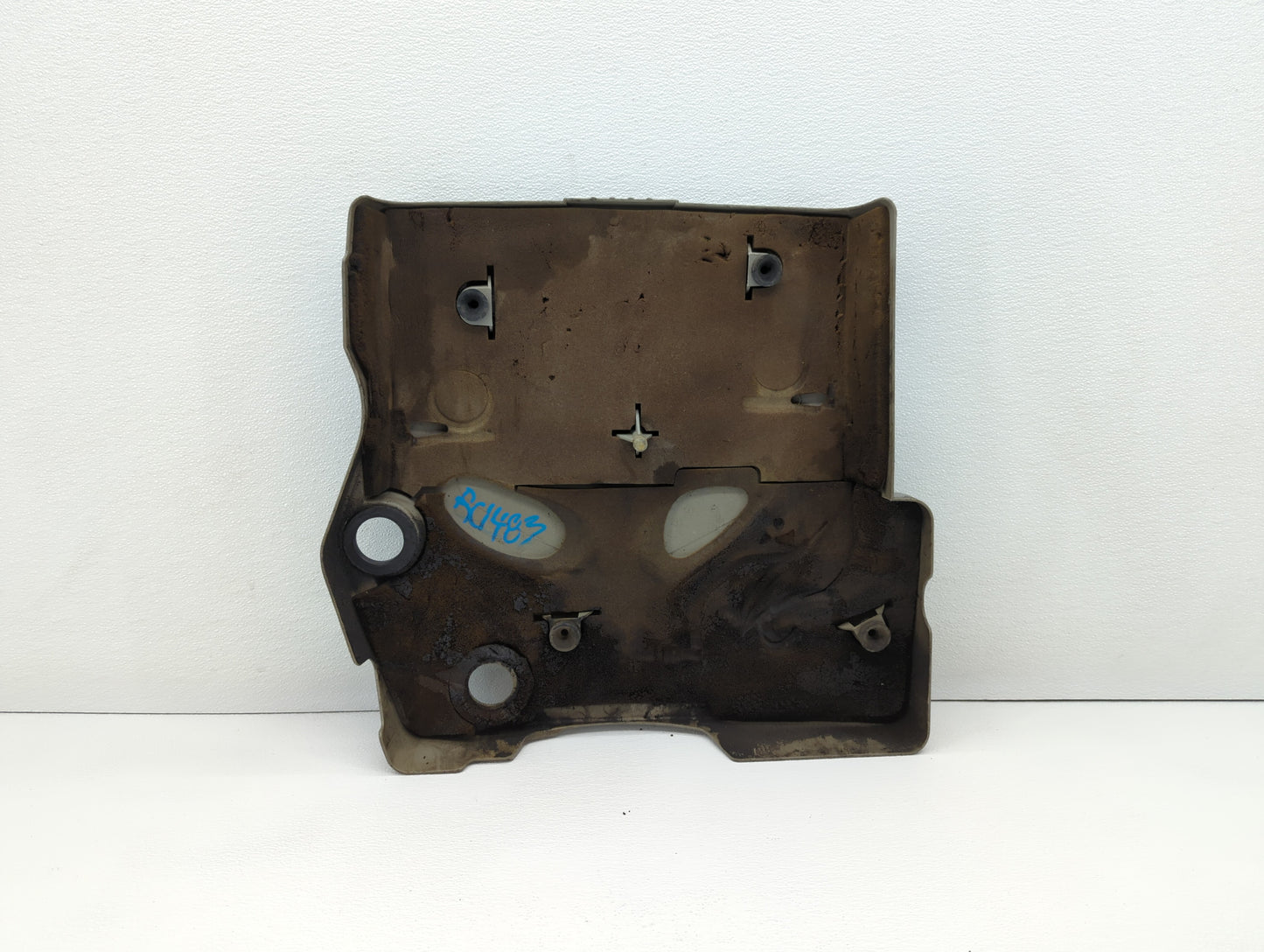 2006 Cadillac Srx Engine Cover - Oemusedautoparts1.com