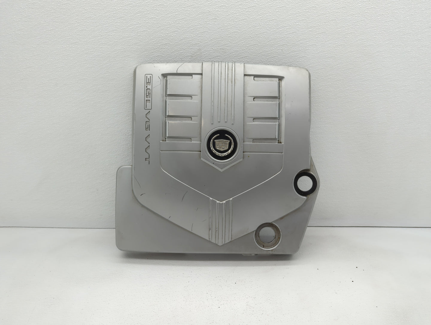 2006 Cadillac Srx Engine Cover - Oemusedautoparts1.com