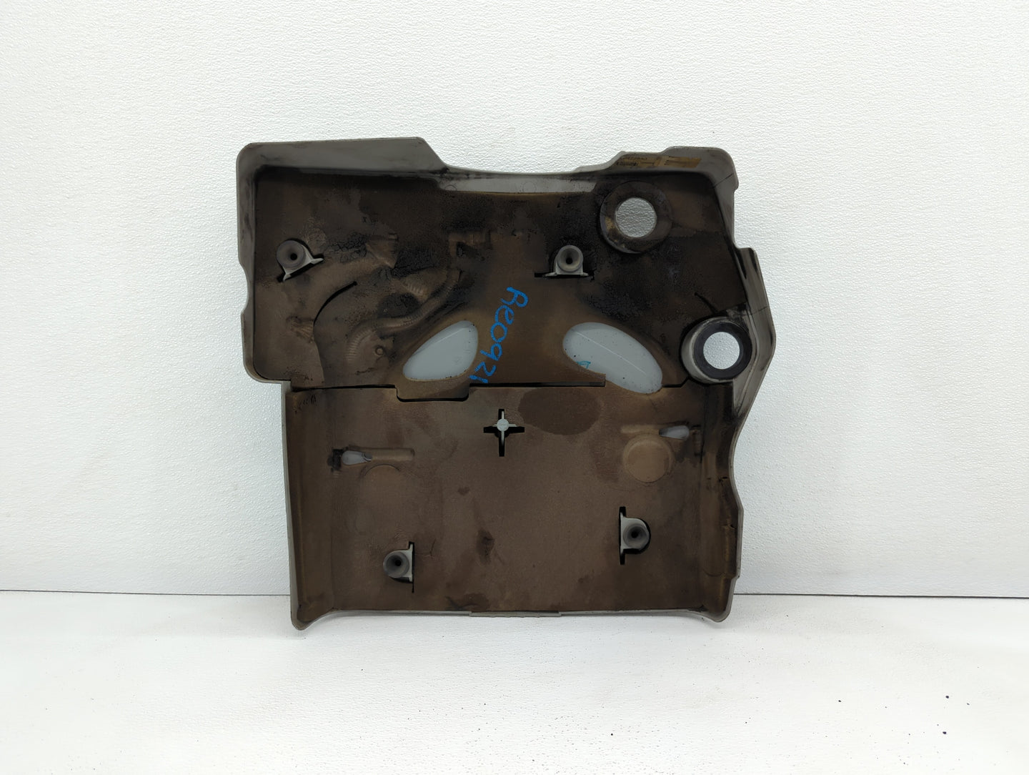 2006 Cadillac Srx Engine Cover - Oemusedautoparts1.com