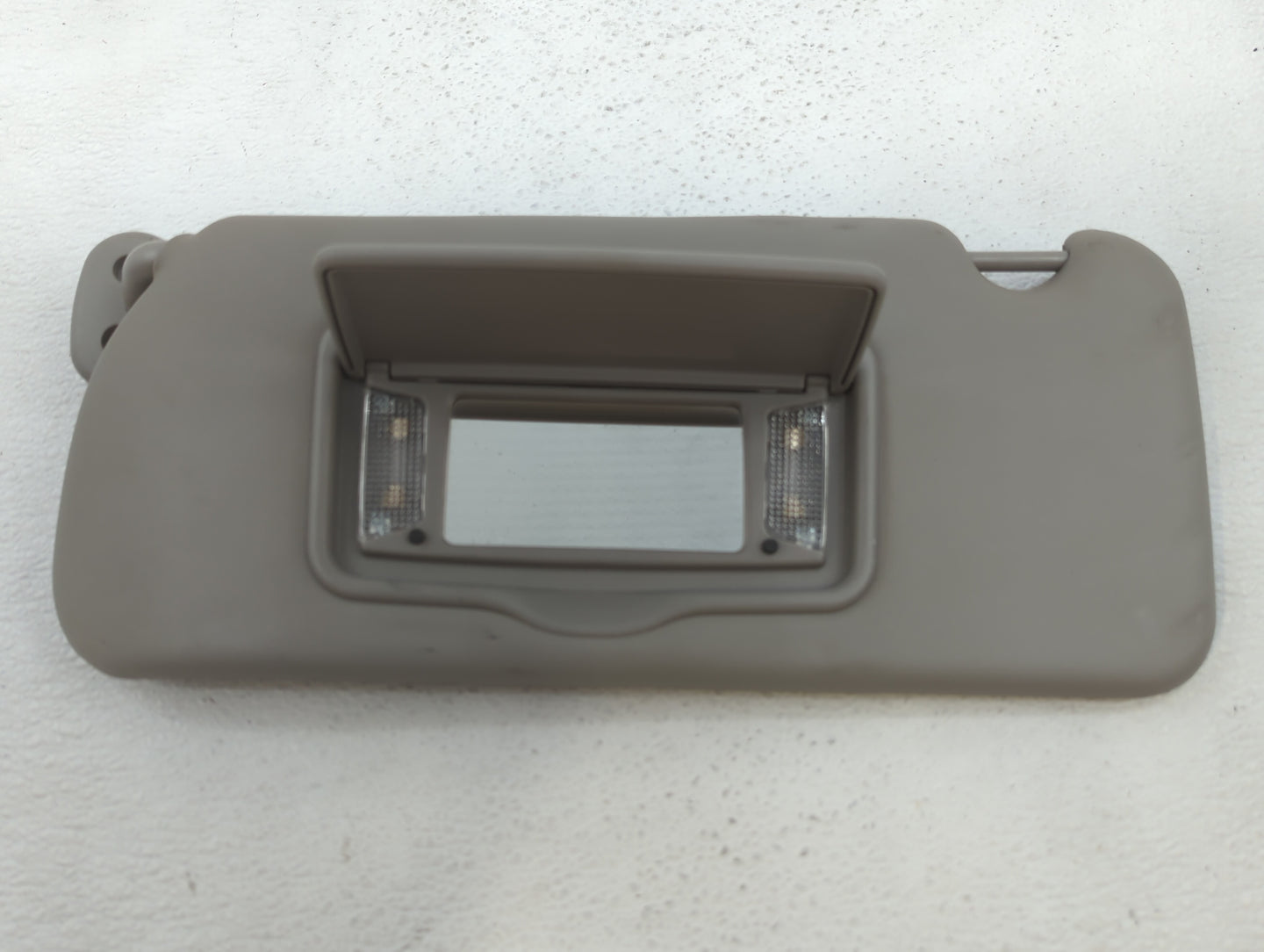 2004-2009 Cadillac Srx Sun Visor Shade Replacement Driver Left Mirror Fits Fits 2004 2005 2006 2007 2008 2009 OEM Used Auto 