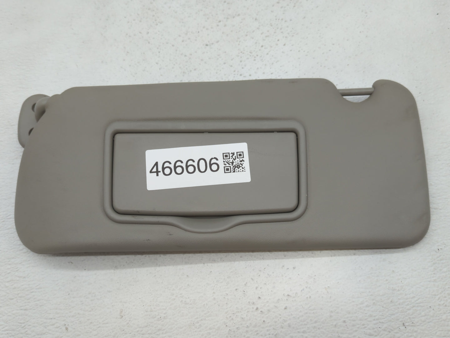 2004-2009 Cadillac Srx Sun Visor Shade Replacement Driver Left Mirror Fits Fits 2004 2005 2006 2007 2008 2009 OEM Used Auto 