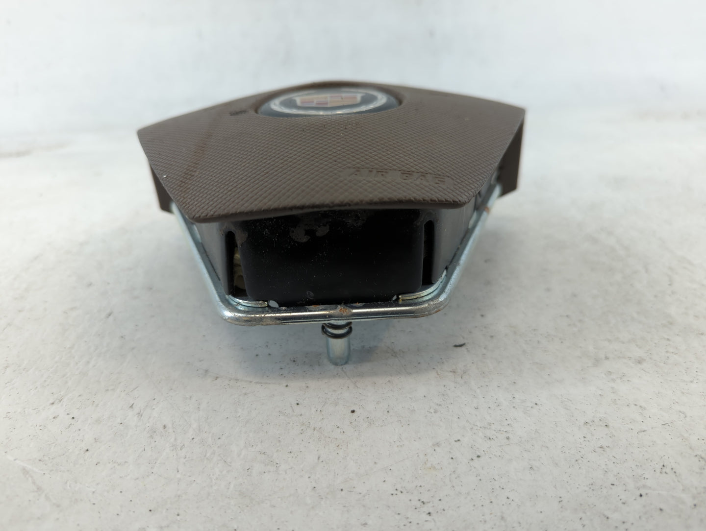 2004-2006 Cadillac Srx Air Bag Driver Left Steering Wheel Mounted Fits Fits 2003 2004 2005 2006 2007 OEM Used Auto Parts - O