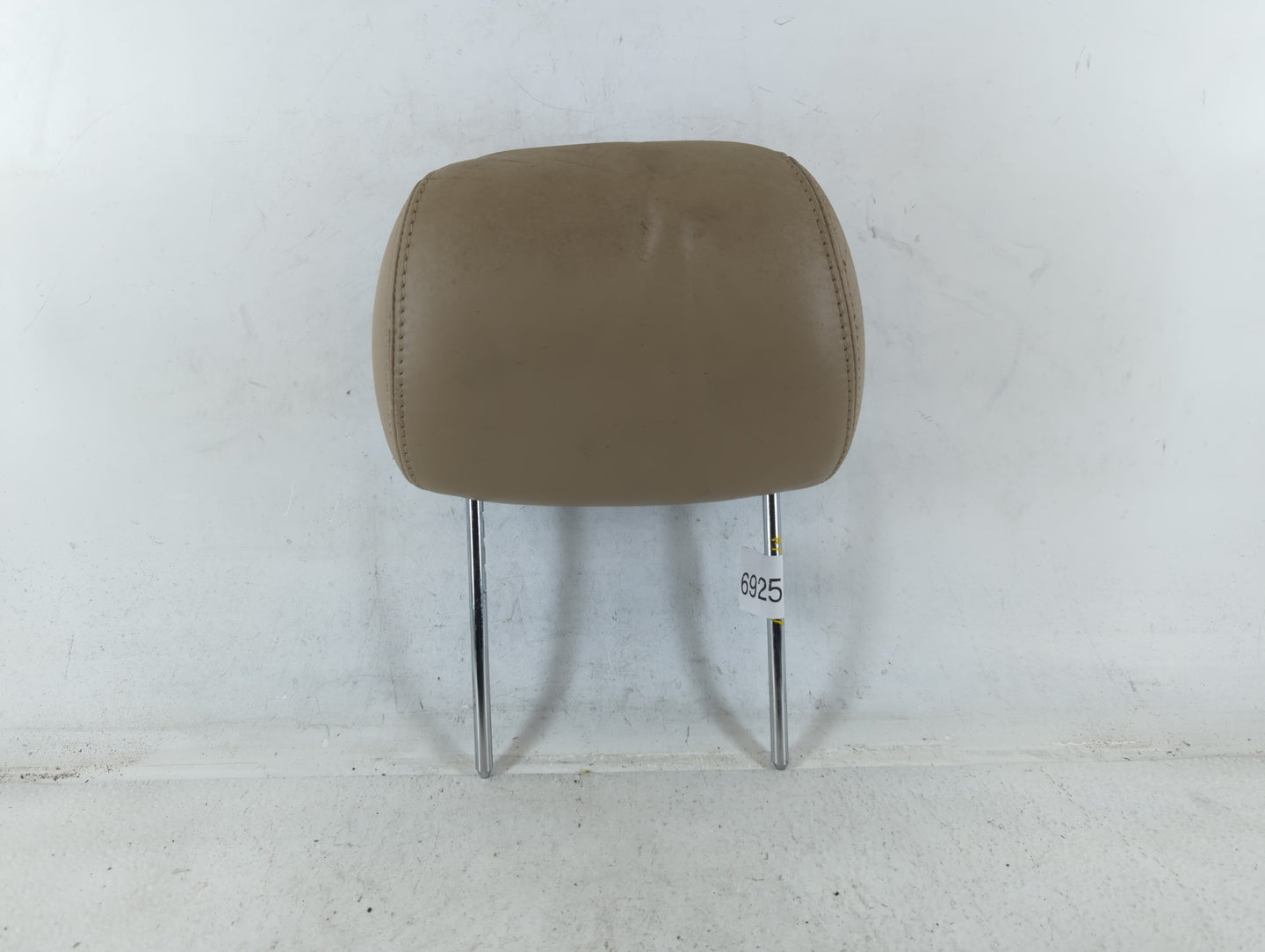 2004-2006 Cadillac Srx Headrest Head Rest Front Driver Passenger Seat Fits Fits 2004 2005 2006 OEM Used Auto Parts - Oemused