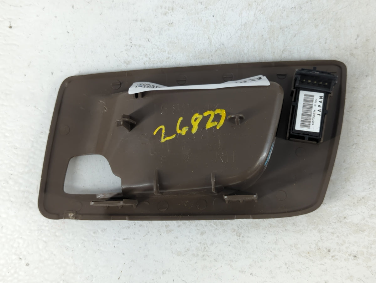 2006 Cadillac Srx Interior Door Handle Bezel - Oemusedautoparts1.com